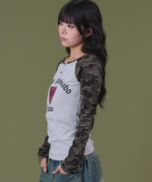 dispark（ディスパーク）の「DISPARK/【25年秋冬新作】クロスロゴラグラントップ（Tシャツ/カットソー・レディース・杢グレー/その他1・FREE）」の4枚目の写真