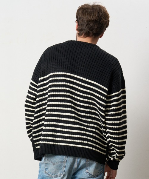 STUD MUFFIN（スタッドマフィン）の「STUD MUFFIN/スタッドマフィン/ビックワッフルボーダー カートべアワッペン ワイドシルエットプルオーバー（Tシャツ/カットソー・メンズ・ブラック/ホワイト系2・3/2/4）」の4枚目の写真