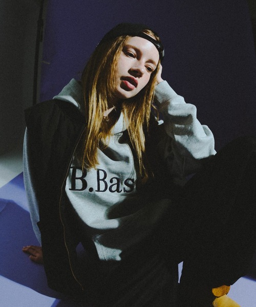 BROKEN BASE（ブロークンベース）の「B.Base 3D Embroidered Hoodie / B.Base 3Dエンブロイデッドフーディ（スウェット・メンズ・レッド/ブラウン/ネイビー/グレー/カーキ/ブラック・SMALL/LARGE/MEDIUM）」の3枚目の写真