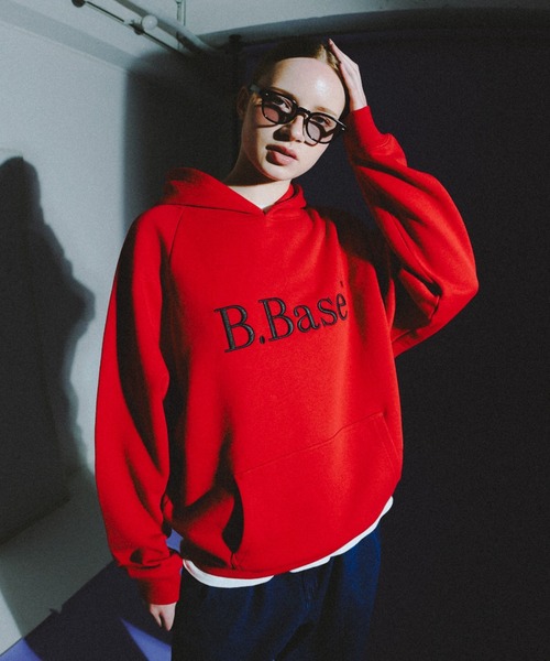 BROKEN BASE（ブロークンベース）の「B.Base 3D Embroidered Hoodie / B.Base 3Dエンブロイデッドフーディ（スウェット・メンズ・レッド/ブラウン/ネイビー/グレー/カーキ/ブラック・SMALL/LARGE/MEDIUM）」の6枚目の写真