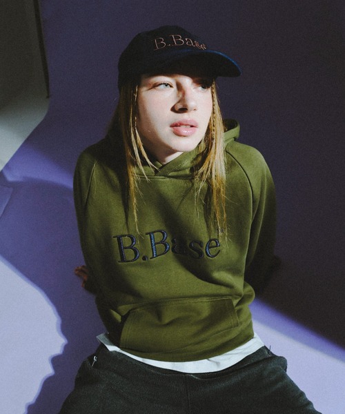 BROKEN BASE（ブロークンベース）の「B.Base 3D Embroidered Hoodie / B.Base 3Dエンブロイデッドフーディ（スウェット・メンズ・レッド/ブラウン/ネイビー/グレー/カーキ/ブラック・SMALL/LARGE/MEDIUM）」の5枚目の写真