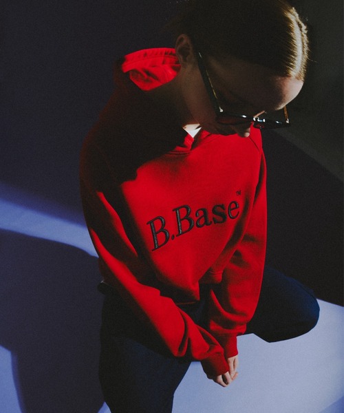 BROKEN BASE（ブロークンベース）の「B.Base 3D Embroidered Hoodie / B.Base 3Dエンブロイデッドフーディ（スウェット・メンズ・レッド/ブラウン/ネイビー/グレー/カーキ/ブラック・SMALL/LARGE/MEDIUM）」の21枚目の写真