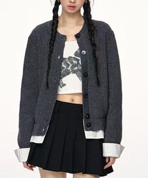 Achic(アシック)の「ニットとチェック組み合わせカーディガン(カーディガン/ボレロ・レディース・ネイビー/レッド/グレー・M)」の8枚目の写真