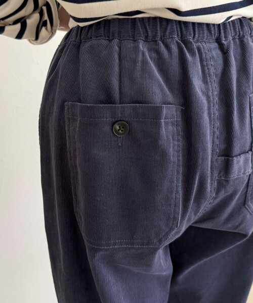fredy emue（フレディエミュ）の「【GEVACO/ゲバコ】コーデュロイイージーワイドパンツ（その他パンツ・レディース・アイボリー/ブラック/ブルー/キャメル・38）」の21枚目の写真