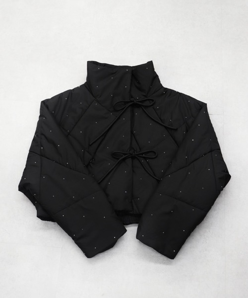 mellowneon(メロウネオン)の「2wayビジューリボンキルティングコート(ダウンジャケット/コート・レディース・ブラック/アイボリー・FREE)」の7枚目の写真