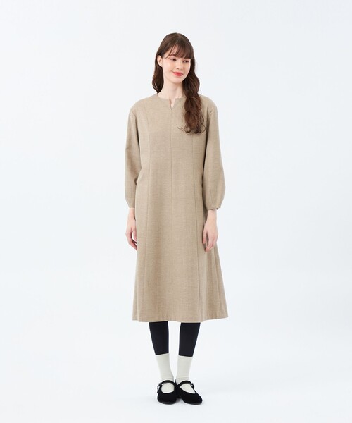 MACKINTOSH PHILOSOPHY(マッキントッシュ フィロソフィー)の「ラメサキソニーサックワンピース(ワンピース・レディース・ベージュ/グレー系その他2・38/36)」の5枚目の写真