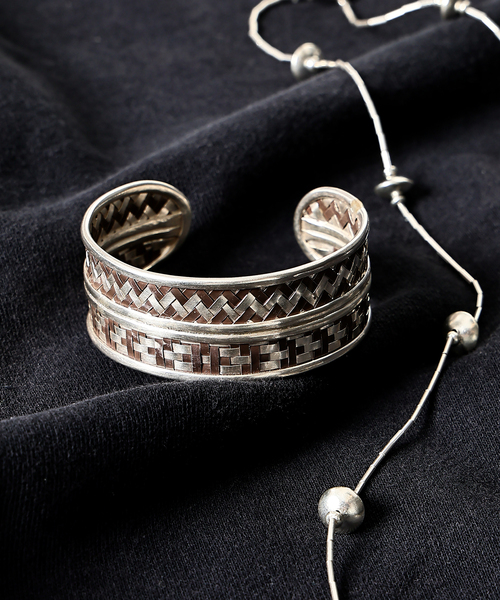 カレンシルバー　ワイドバングル win win/ウィンウィン 別注 カレンシルバー ワイド バングル