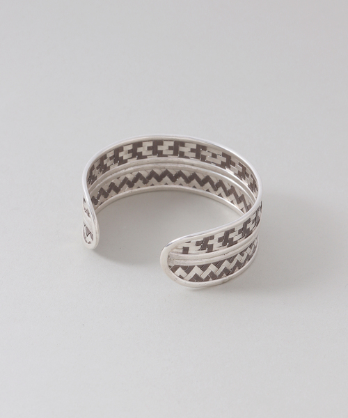 win win/ウィンウィン 別注 カレンシルバー ワイド バングル