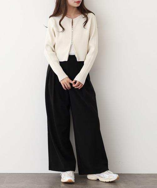 EGLANTINE（エグランティーヌ）の「EGLANTINE タックワイドパンツ（その他パンツ・レディース・チャコールグレー/ブラック/アイボリー・38）」の5枚目の写真