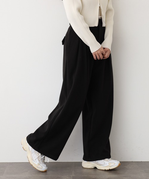EGLANTINE（エグランティーヌ）の「EGLANTINE タックワイドパンツ（その他パンツ・レディース・チャコールグレー/ブラック/アイボリー・38）」の11枚目の写真