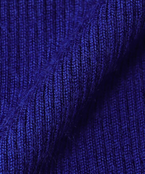 Three Four Time（ｽﾘｰﾌｫｰﾀｲﾑ）の「カラーリブタートルネックプルオーバー（ニット/セーター・レディース・オフホワイト/ブルー/ブラック/レッド・FREE）」の8枚目の写真