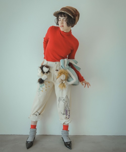 Three Four Time（ｽﾘｰﾌｫｰﾀｲﾑ）の「カラーリブタートルネックプルオーバー（ニット/セーター・レディース・オフホワイト/ブルー/ブラック/レッド・FREE）」の18枚目の写真