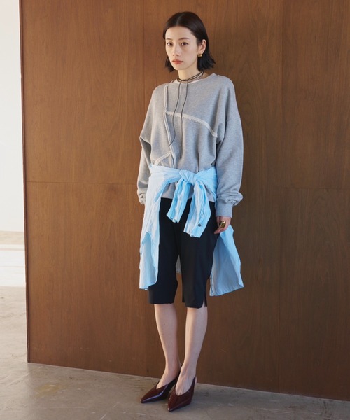 AIC.(エーアイシー)の「アウトリンキングスウェットトップス/セットアップ可能(スウェット・レディース・ライトグレー/グレー・FREE)」の11枚目の写真