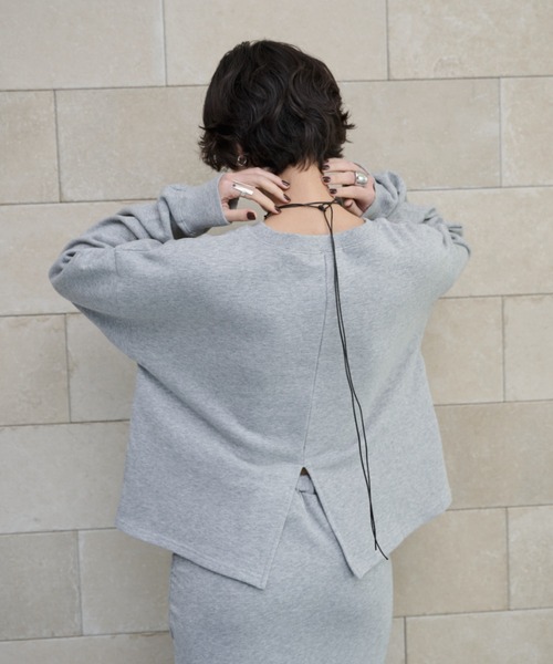 AIC.(エーアイシー)の「アウトリンキングスウェットトップス/セットアップ可能(スウェット・レディース・ライトグレー/グレー・FREE)」の13枚目の写真