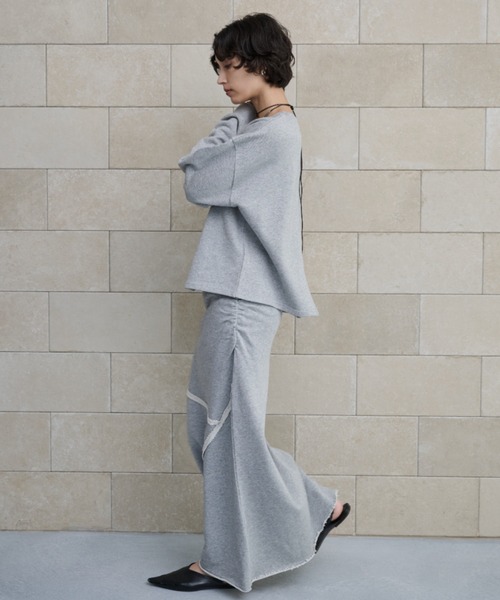 AIC.(エーアイシー)の「アウトリンキングスウェットトップス/セットアップ可能(スウェット・レディース・ライトグレー/グレー・FREE)」の21枚目の写真