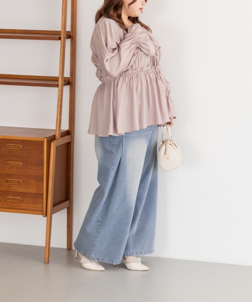 CLETTE(クレット)の「CLETTEオリジナルフロントリボンギャザーデザインブラウス(シャツ/ブラウス・レディース・オフホワイト/ワイン/ピンク・LL/3L/4L)」の11枚目の写真