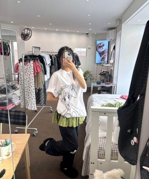 ITZAVIBE（イッザバイブ）の「STAR JOGGER PANTS（スウェットパンツ・レディース・その他・MEDIUM/LARGE）」の5枚目の写真