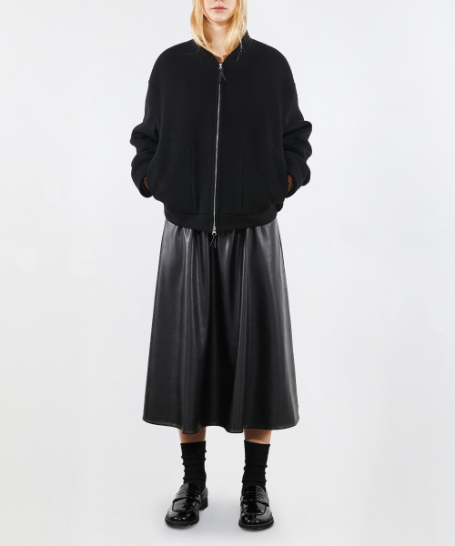 VOYONN(ボヨン)の「ジップアップボンバージャケット ウール ブラック 0089(ブルゾン・レディース・ブラック・LARGE/MEDIUM)」の5枚目の写真