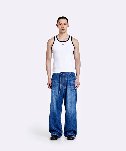 51%（フィフティーワンパーセント）の「オーバーサイズデニムパンツ - ディープブルー（デニムパンツ・メンズ・その他・LARGE/SMALL/MEDIUM）」の15枚目の写真