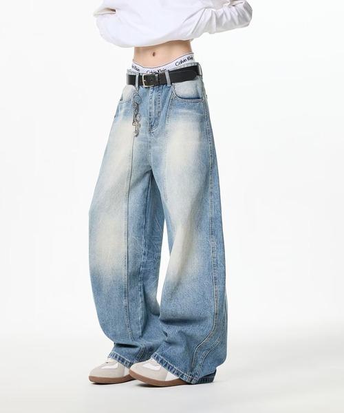 aimoha(アイモハ)の「VINTAGE WASHED CURVED DENIM(デニムパンツ・メンズ・ライトブルー/ブルー・X-LARGE/MEDIUM/SMALL/LARGE)」の6枚目の写真