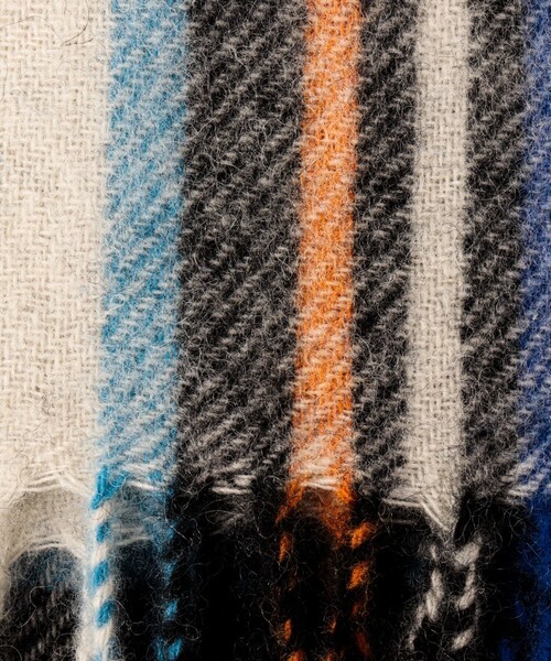 NOLLEY’S(ノーリーズ)の「ベビーウールマフラー35(マフラー・メンズ・ホワイト系その他2/ブラック系その他/グレー系その他/ブルー系その他・FREE)」の7枚目の写真