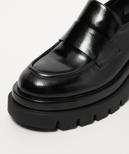 SY UNITED ARROWS(シーユナイテッドアローズ)の「<SY> タンクソールローファー フラット75↑(ローファー・レディース・オフホワイト/シルバー/ブラック・22.5cm/23.5cm/24.5cm/25.5cm)」の10枚目の写真