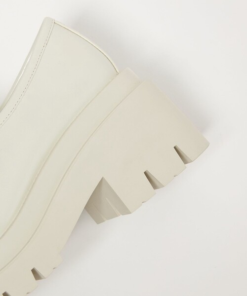 SY UNITED ARROWS(シーユナイテッドアローズ)の「<SY> タンクソールローファー フラット75↑(ローファー・レディース・オフホワイト/シルバー/ブラック・22.5cm/23.5cm/24.5cm/25.5cm)」の14枚目の写真