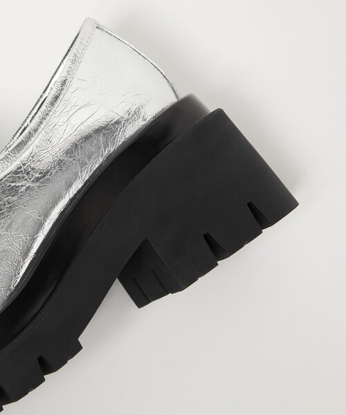 SY UNITED ARROWS(シーユナイテッドアローズ)の「<SY> タンクソールローファー フラット75↑(ローファー・レディース・オフホワイト/シルバー/ブラック・22.5cm/23.5cm/24.5cm/25.5cm)」の17枚目の写真