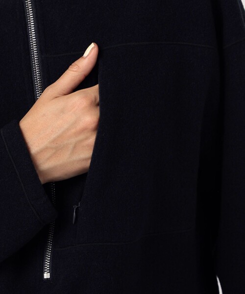 GALERIE VIE(ギャルリー ヴィー)の「ウールカシミヤフリース ハーフジッププルオーバー(Tシャツ/カットソー・レディース・ネイビー/ライトグレー・FREE)」の11枚目の写真