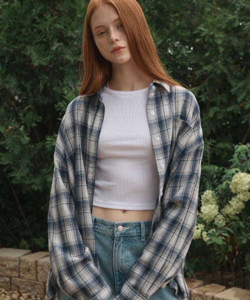 LOSSYROW(ロッシロー)の「Oversized checkered shirt Blue(シャツ/ブラウス・レディース・ブルー・FREE)」の3枚目の写真