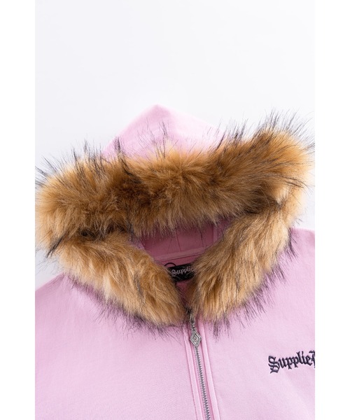 SUPPLIER(サプライヤー)の「ジップフーディ|Faux Fur Cross Zip Hoodie|SUPPLIER(パーカー・メンズ・ピンク・SMALL/LARGE/X-LARGE/XX-LARGE/MEDIUM)」の5枚目の写真