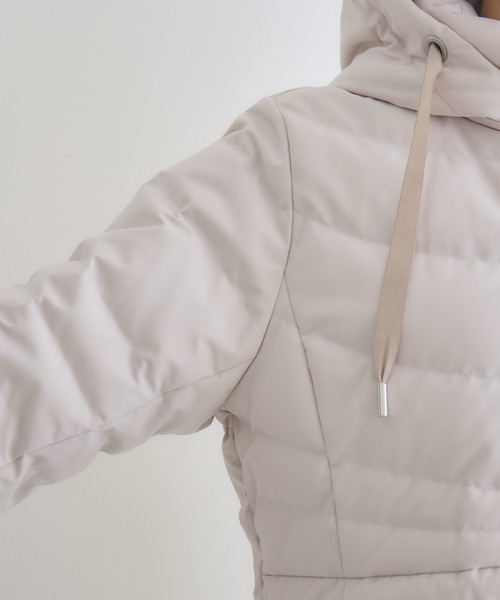 KATHARINE ROSS(キャサリンロス)の「【KATHARINE ROSS】ブレスVictoriaフードジャケット(ダウンジャケット/コート・レディース・ブラック/グレイッシュベージュ・MEDIUM)」の21枚目の写真