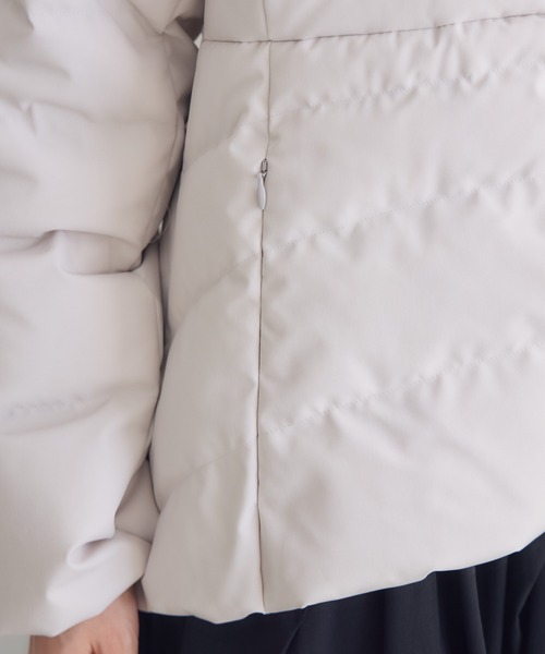 KATHARINE ROSS(キャサリンロス)の「【KATHARINE ROSS】ブレスVictoriaフードジャケット(ダウンジャケット/コート・レディース・ブラック/グレイッシュベージュ・MEDIUM)」の22枚目の写真