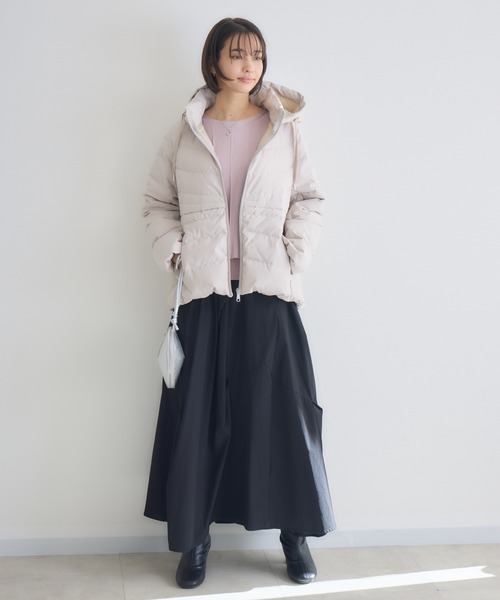 KATHARINE ROSS(キャサリンロス)の「【KATHARINE ROSS】ブレスVictoriaフードジャケット(ダウンジャケット/コート・レディース・ブラック/グレイッシュベージュ・MEDIUM)」の11枚目の写真