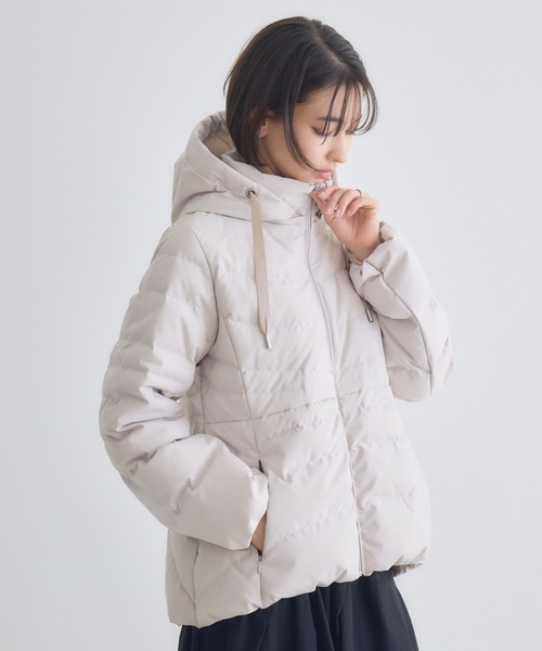 KATHARINE ROSS(キャサリンロス)の「【KATHARINE ROSS】ブレスVictoriaフードジャケット(ダウンジャケット/コート・レディース・ブラック/グレイッシュベージュ・MEDIUM)」の15枚目の写真