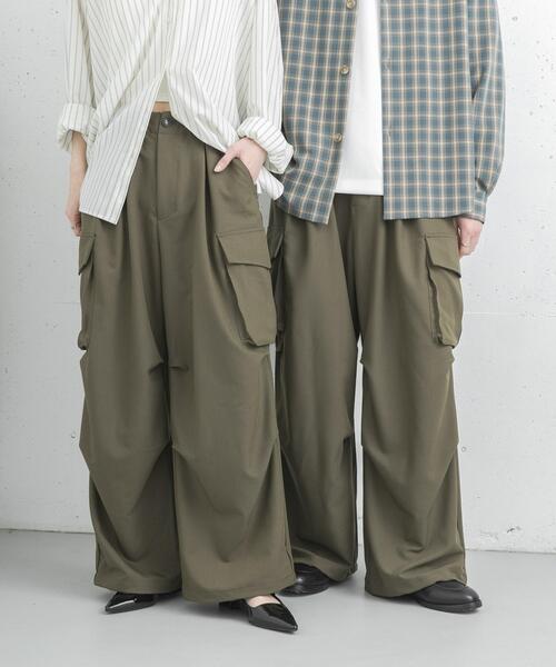 SENSE OF PLACE by URBAN RESEARCH（センスオブプレイスバイアーバンリサーチ）の「『ユニセックス』ワイドカーゴパンツ（カーゴパンツ・メンズ・オリーブ/ブラック/アイボリー・LARGE/X-SMALL/MEDIUM/SMALL）」の20枚目の写真