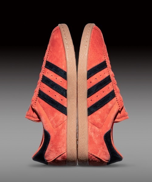 adidas(アディダス)の「TRINIDAD AND TOBAGO JR4774(スニーカー・メンズ・オレンジ・30.0cm/29.0cm/28.0cm/27.0cm/26.5cm/26.0cm/22.5cm/25.5cm/25.0cm/24.5cm/24.0cm/23.5cm/23.0cm)」の2枚目の写真