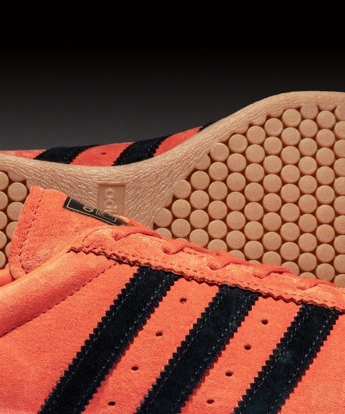 adidas(アディダス)の「TRINIDAD AND TOBAGO JR4774(スニーカー・メンズ・オレンジ・30.0cm/29.0cm/28.0cm/27.0cm/26.5cm/26.0cm/22.5cm/25.5cm/25.0cm/24.5cm/24.0cm/23.5cm/23.0cm)」の4枚目の写真