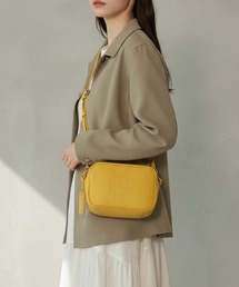 HOUSE OF FLORENCE（ハウスオブフローレンス）の「【HOUSE OF FLORENCE/ハウス オブ フローレンス】イタリアンレザー 型押しエンボス ショルダーバッグ（ショルダーバッグ）」