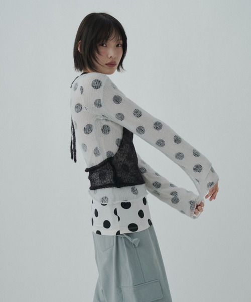 FEKETE（フェケテ）の「airy sheer halter knit / シアーホルターネックニット（ニット/セーター・レディース・グレー/ブラック・FREE）」の18枚目の写真