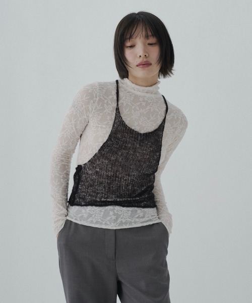 FEKETE（フェケテ）の「airy sheer halter knit / シアーホルターネックニット（ニット/セーター・レディース・グレー/ブラック・FREE）」の6枚目の写真