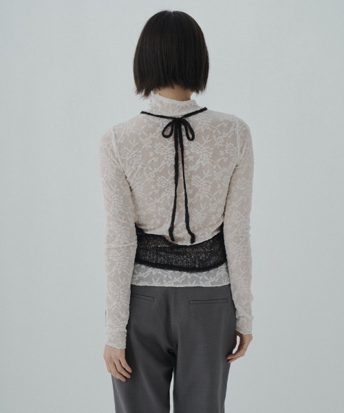 FEKETE（フェケテ）の「airy sheer halter knit / シアーホルターネックニット（ニット/セーター・レディース・グレー/ブラック・FREE）」の8枚目の写真