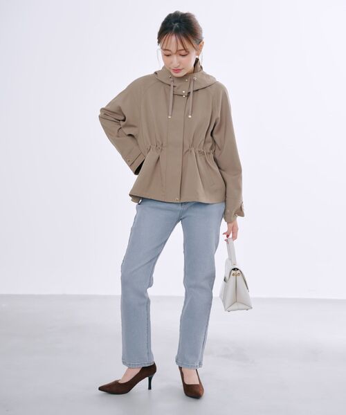 COHINA(コヒナ)の「テントラインフーデッドブルゾン 【低身長・小柄女性】(マウンテンパーカー・レディース・ベージュ/ブラウン/ブラック・ONE SIZE)」の5枚目の写真