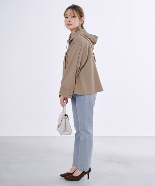 COHINA(コヒナ)の「テントラインフーデッドブルゾン 【低身長・小柄女性】(マウンテンパーカー・レディース・ベージュ/ブラウン/ブラック・ONE SIZE)」の6枚目の写真