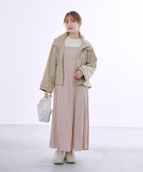 COHINA(コヒナ)の「テントラインフーデッドブルゾン 【低身長・小柄女性】(マウンテンパーカー・レディース・ベージュ/ブラウン/ブラック・ONE SIZE)」の11枚目の写真