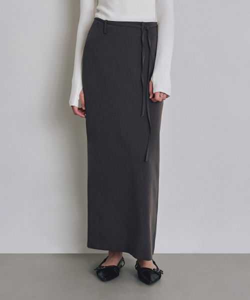 COSTUME O’CLOCK(コスチュームオクロック)の「フォーマルスリットHラインマキシスカートブラックCOWSK002BLACK(スカート・レディース・その他・S/M/L/X-SMALL)」の5枚目の写真
