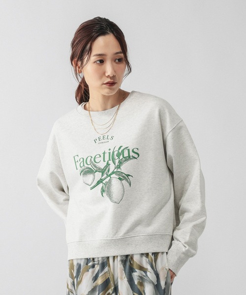 GLOBAL WORK（グローバルワーク）の「乾きやすいスウェットプリント長袖/580975（スウェット・レディース・オフホワイト/杢グレー/ブラウン/スミクロ/イエロー/ネイビー・REGULAR/SHORT）」の13枚目の写真