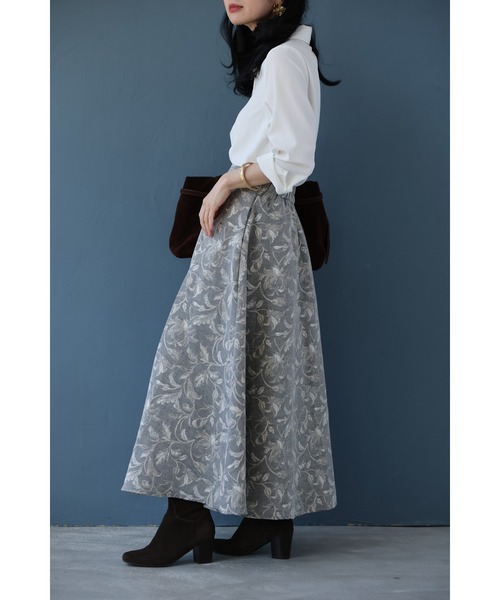 cawaii（カワイイ）の「優美な曲線描く花柄ジャガードミディアムスカート（スカート・レディース・グレー・FREE）」の18枚目の写真