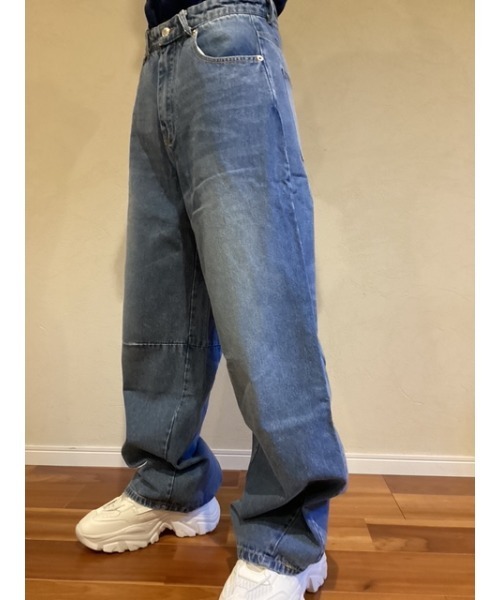 Bling Leads(ブリングリーズ)の「【Blss】【Bling Leads】ユーズド加工ワイドデニムパンツ(デニムパンツ・メンズ・ネイビー/ブルー/その他1・FREE)」の4枚目の写真