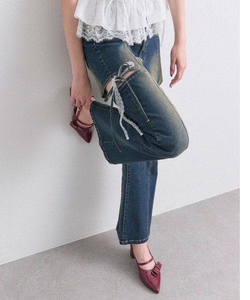 OLIVE des OLIVE（オリーブデオリーブ）の「サイドスリットリボンストレッチパンツ（デニムパンツ・レディース・ブルー/サックスブルー・MEDIUM/SMALL）」の2枚目の写真